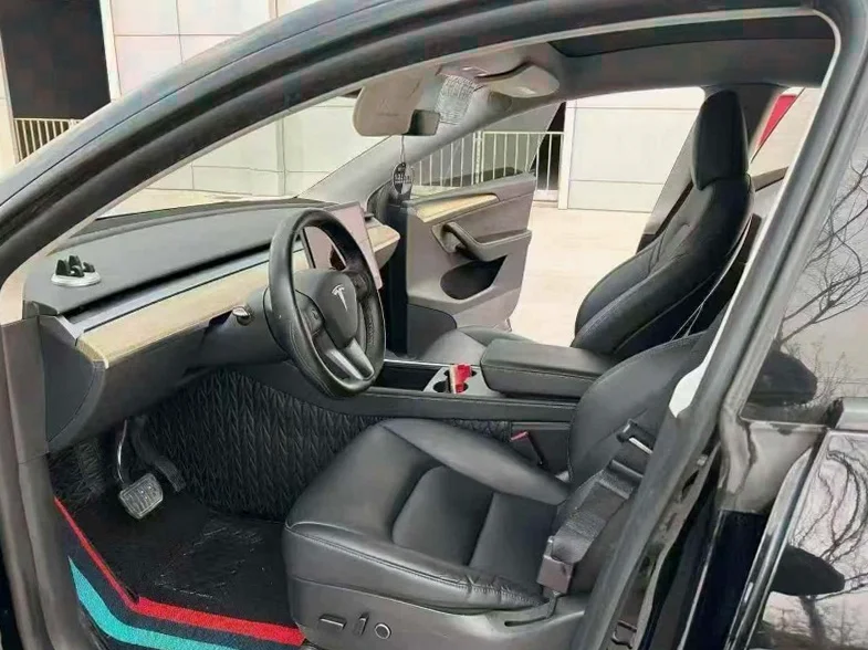 特斯拉MODEL 内饰前排