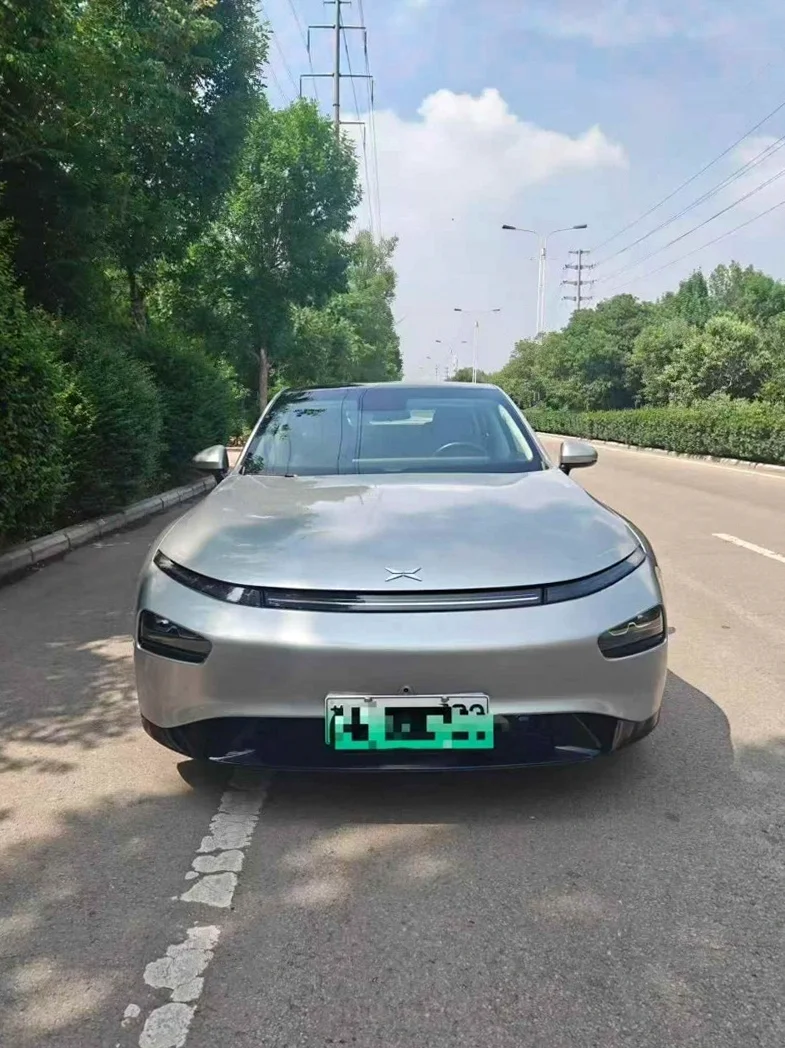 23年小鹏P7 586续航