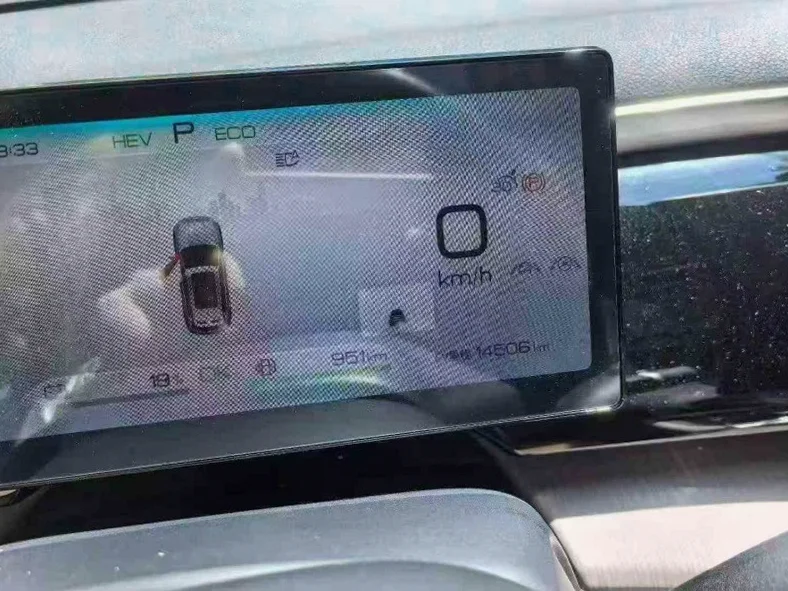 比亚迪宋 后面外观一