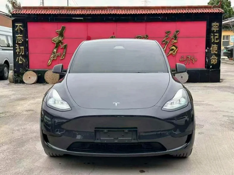 24年特斯拉Model Y 黑色