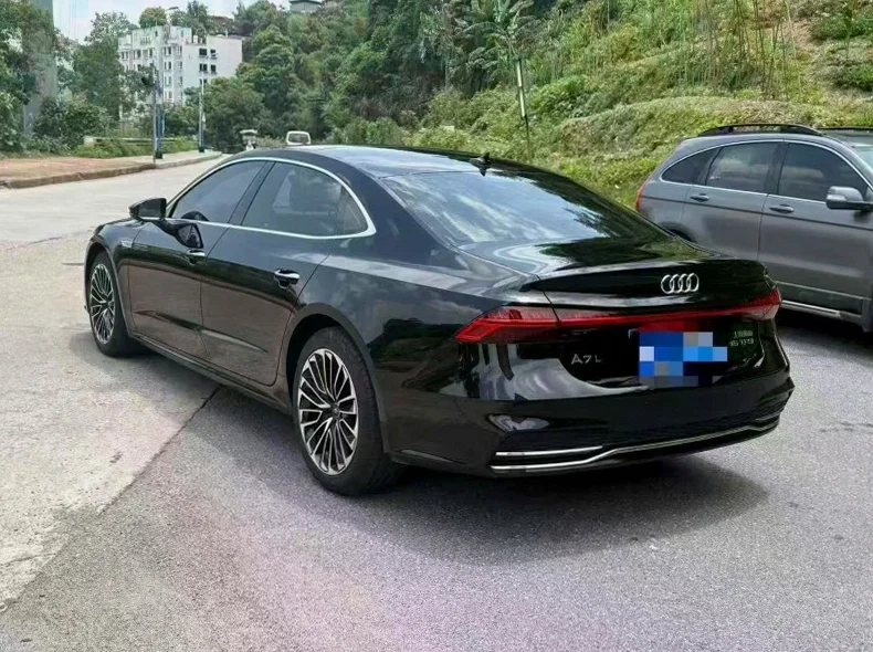 奥迪A7L 后面外观三