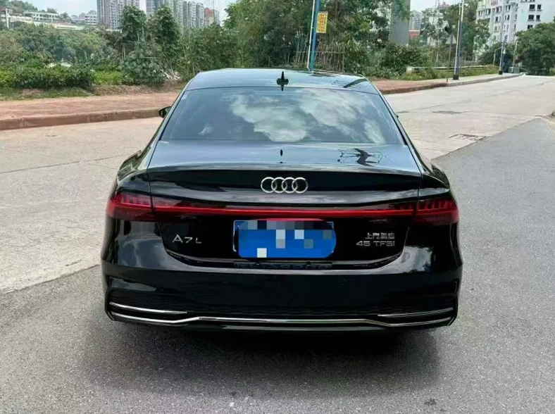 奥迪A7L 驾驶室
