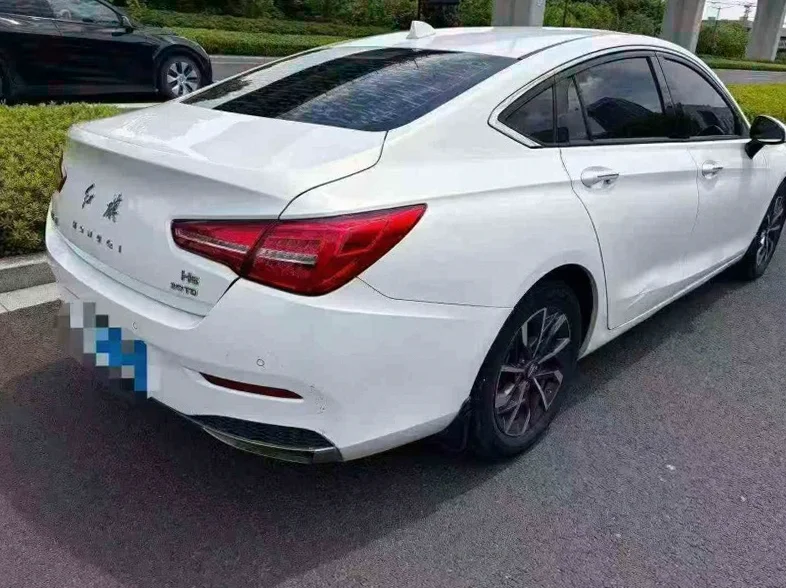 红旗H5 后面外观一