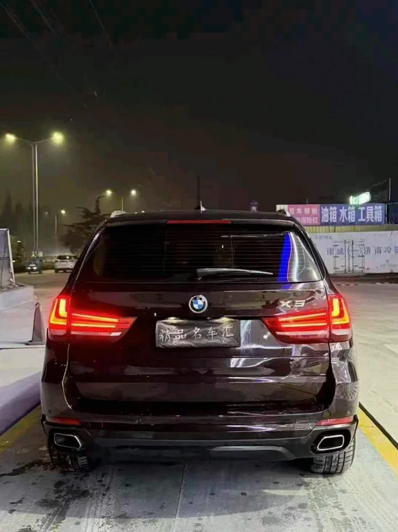 宝马X5 驾驶室