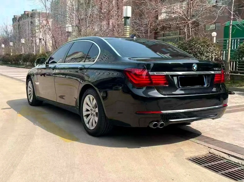 宝马7系 内饰后排