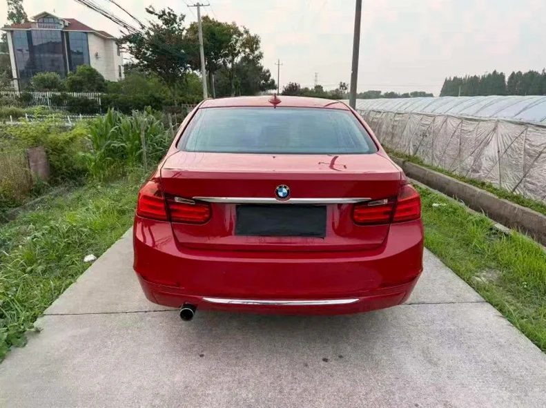 宝马3系 内饰后排