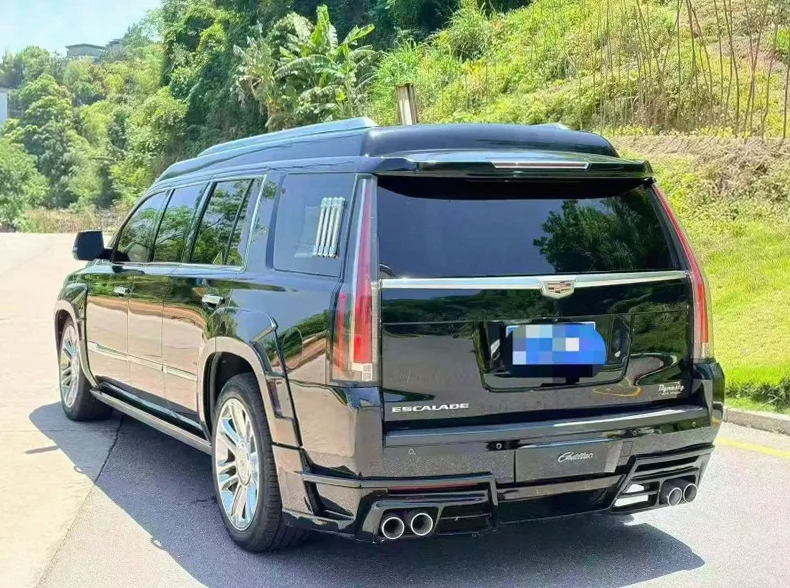 凯迪拉克凯雷德 内饰前排