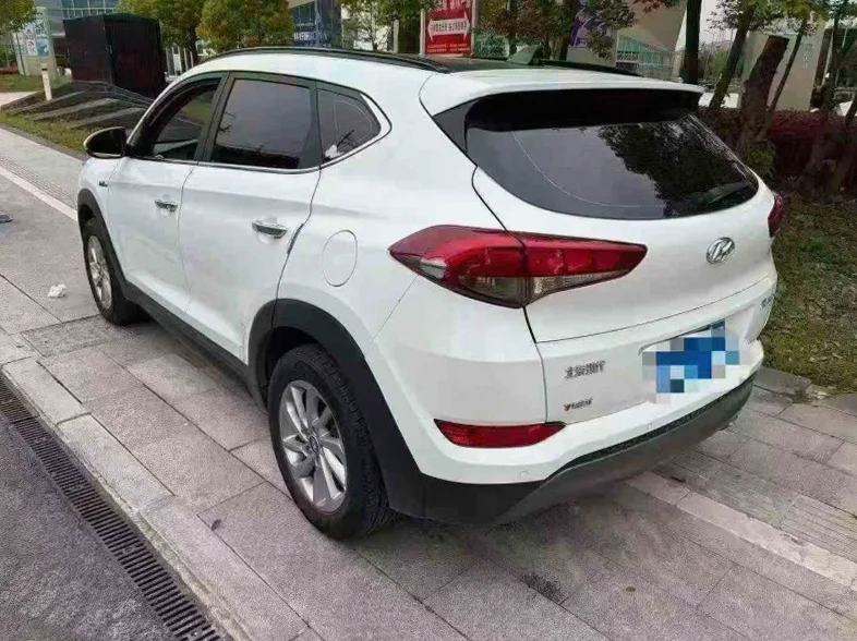 现代途胜 后面外观三