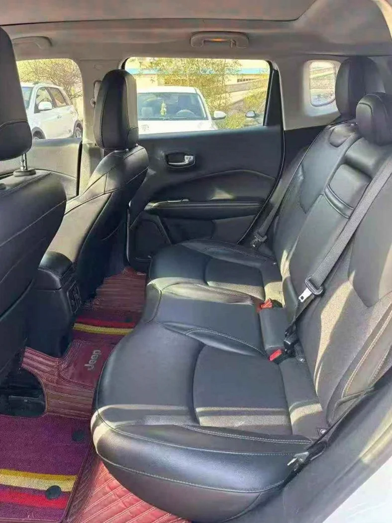 Jeep指南者 后面外观三