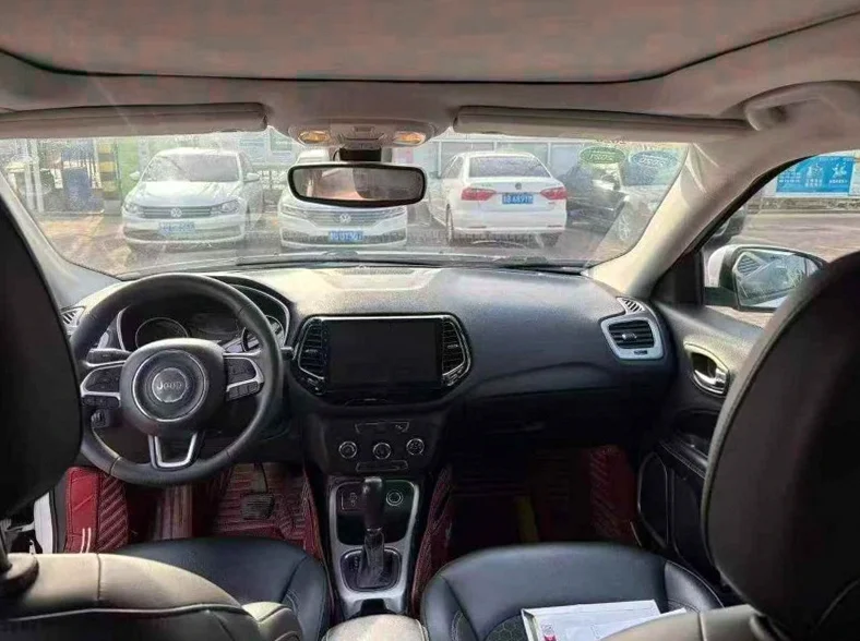 Jeep指南者 后面外观二