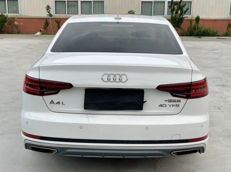 奥迪A4L 后面外观三