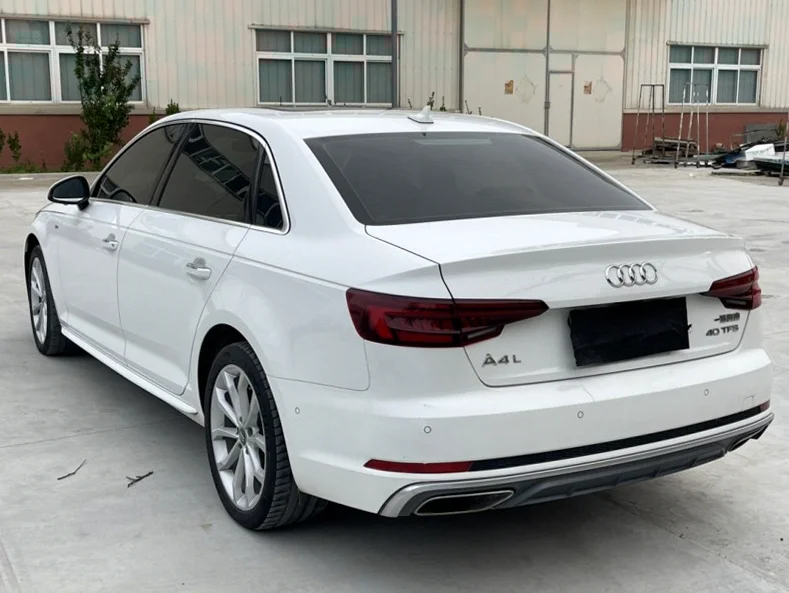 奥迪A4L 后面外观二