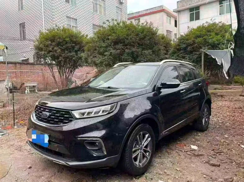 福特领界 正面外观三