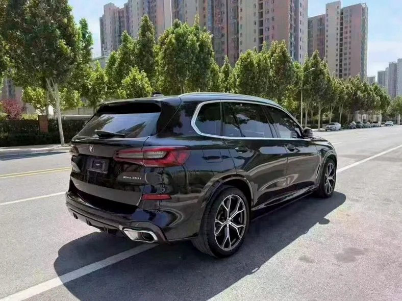 宝马X5 驾驶室