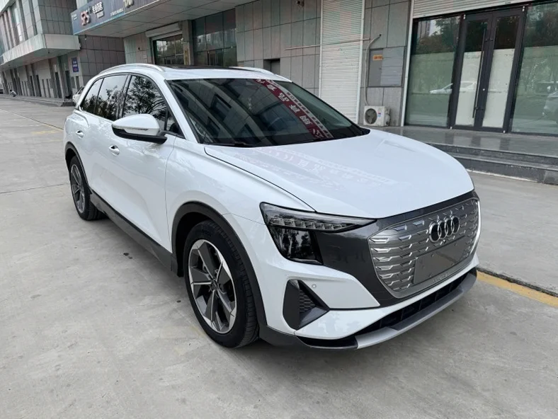 奥迪Q5 正面外观二