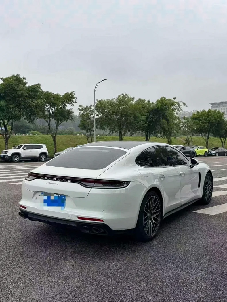 保时捷帕拉梅拉 驾驶室