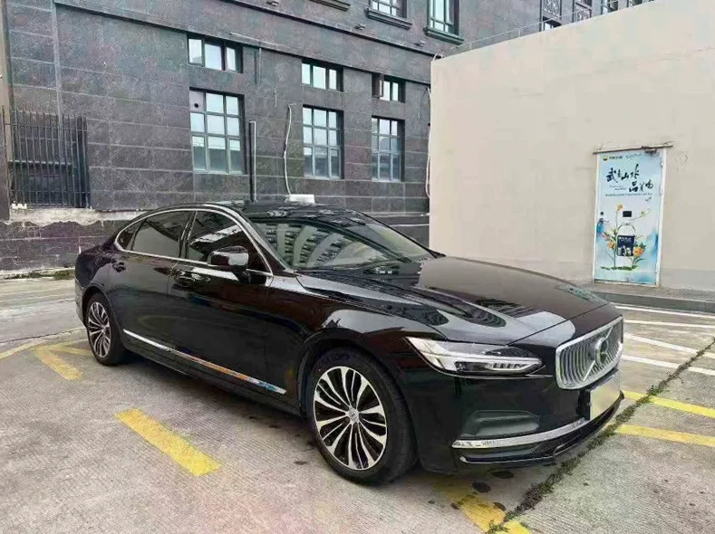 沃尔沃S90 后面外观一