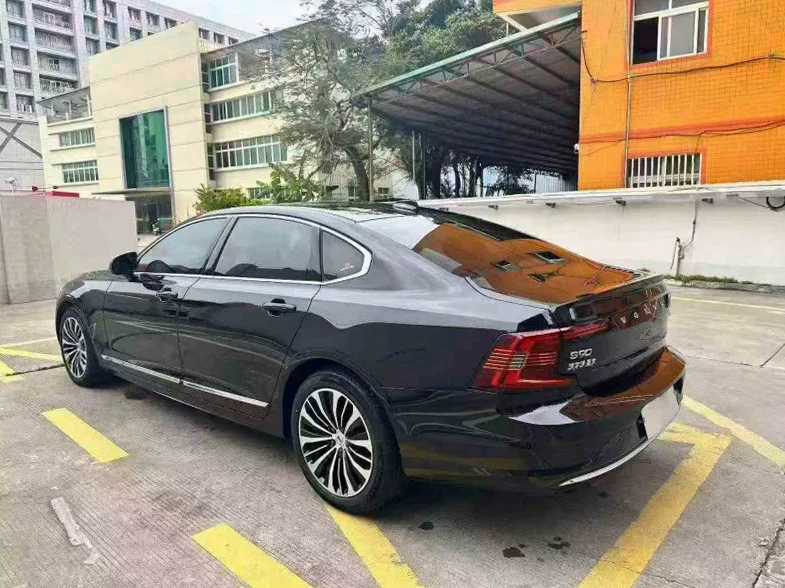 沃尔沃S90 正面外观三