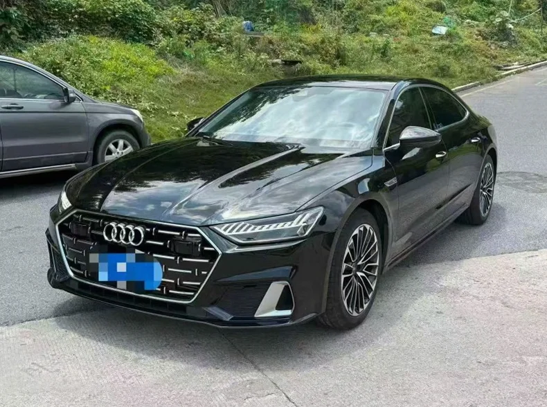 奥迪A7L 正面外观二