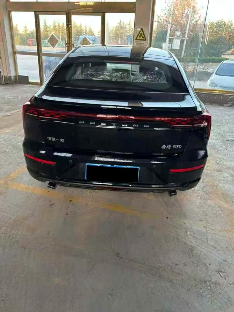 奔腾B70 后面外观三