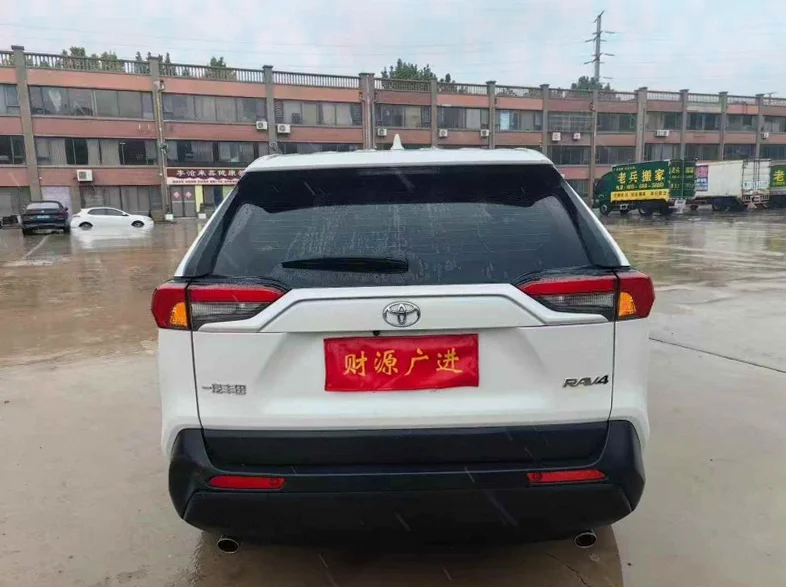 丰田RAV4荣放 驾驶室