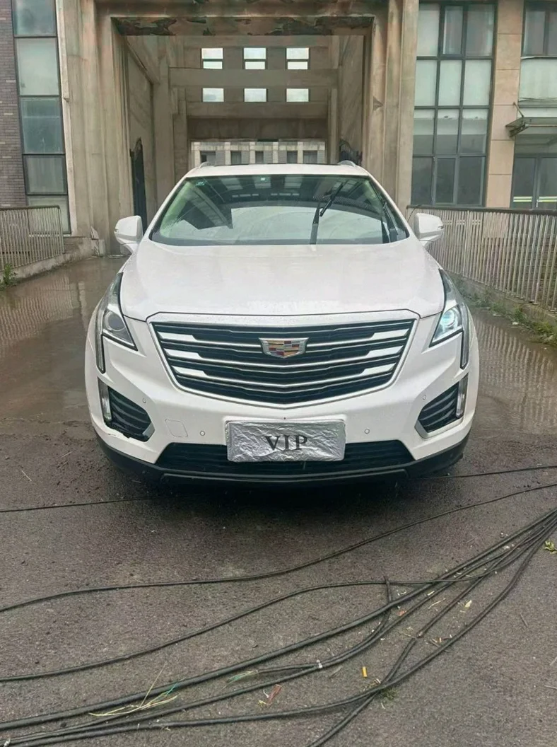 18年凯迪拉克XT5 2.0T全景天窗