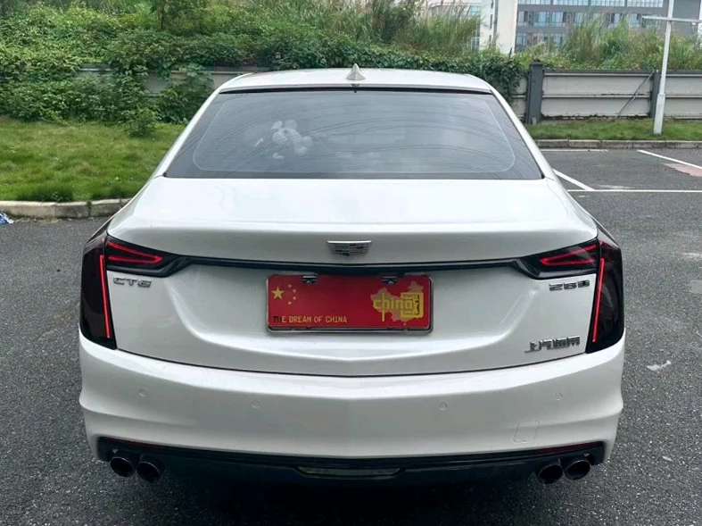 凯迪拉克CT6 后面外观一