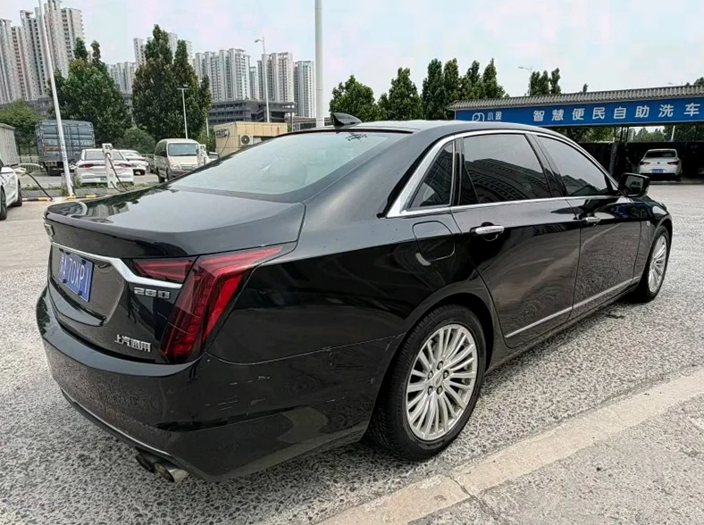 凯迪拉克CT6 正面外观二