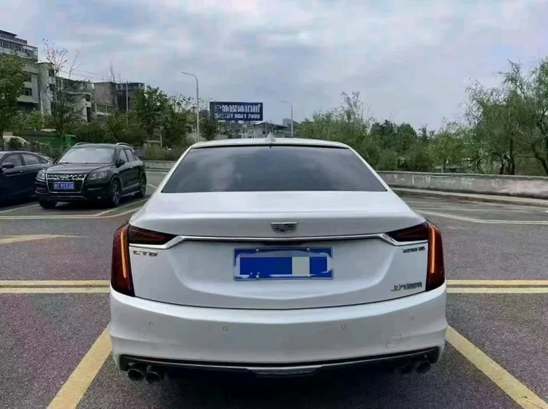 凯迪拉克CT6 驾驶室