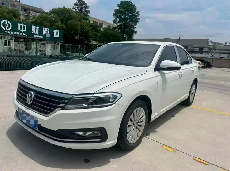 大众朗逸 正面外观三