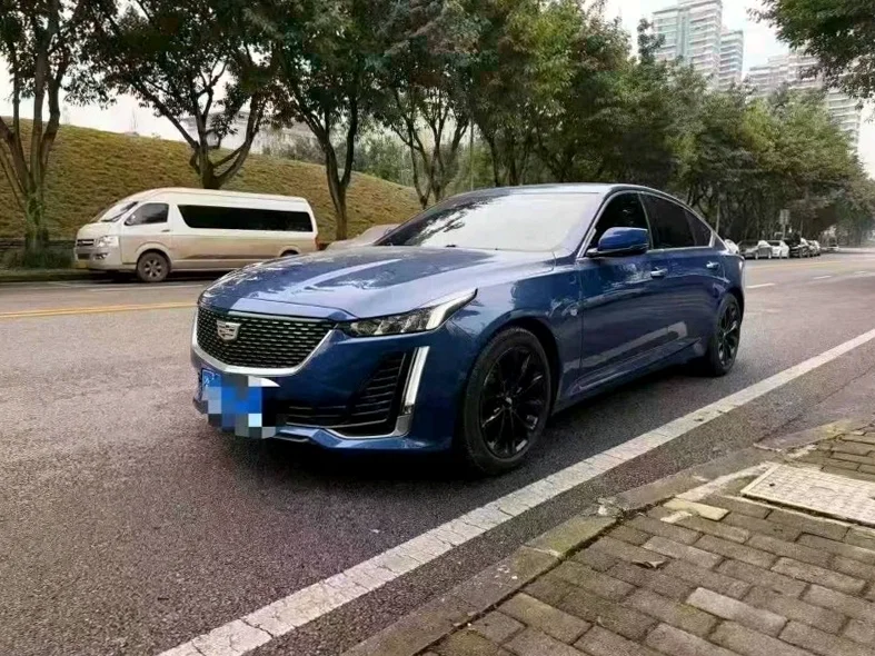 凯迪拉克CT5 正面外观二