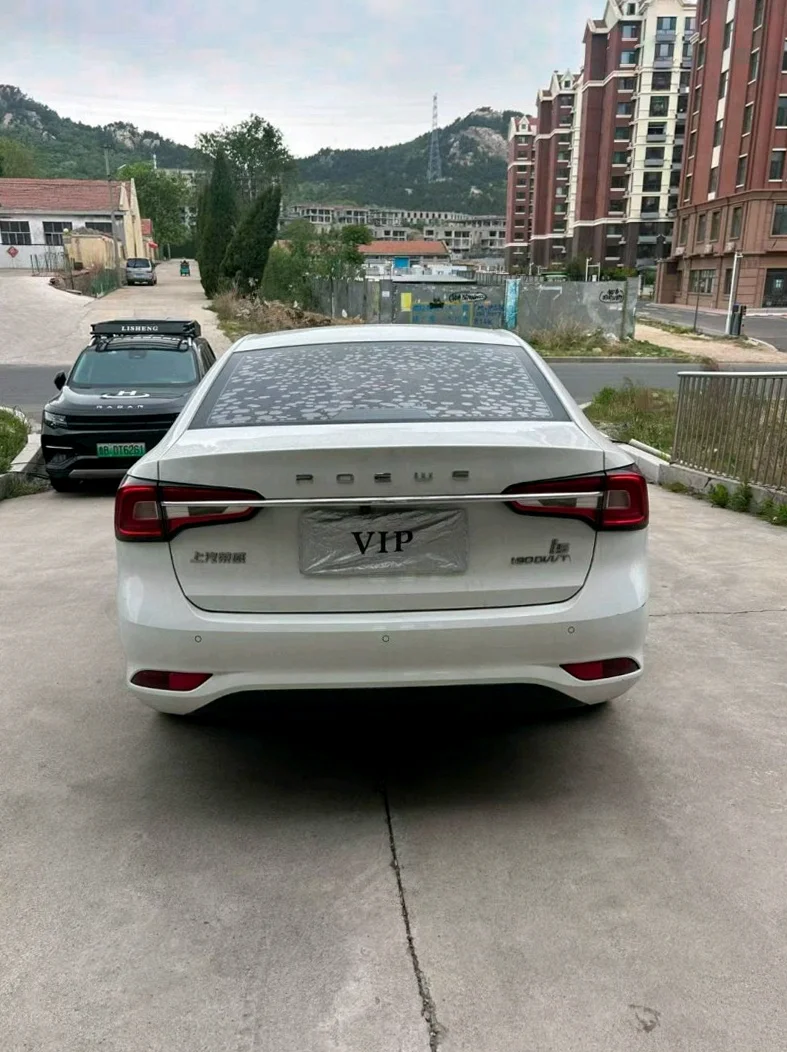 荣威i5 驾驶室
