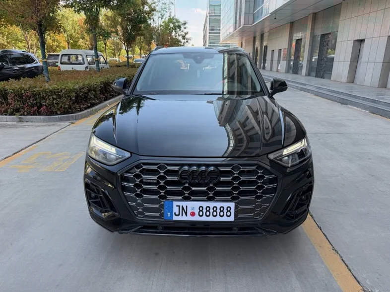 22年奥迪Q5L 45TFSI豪华动感型