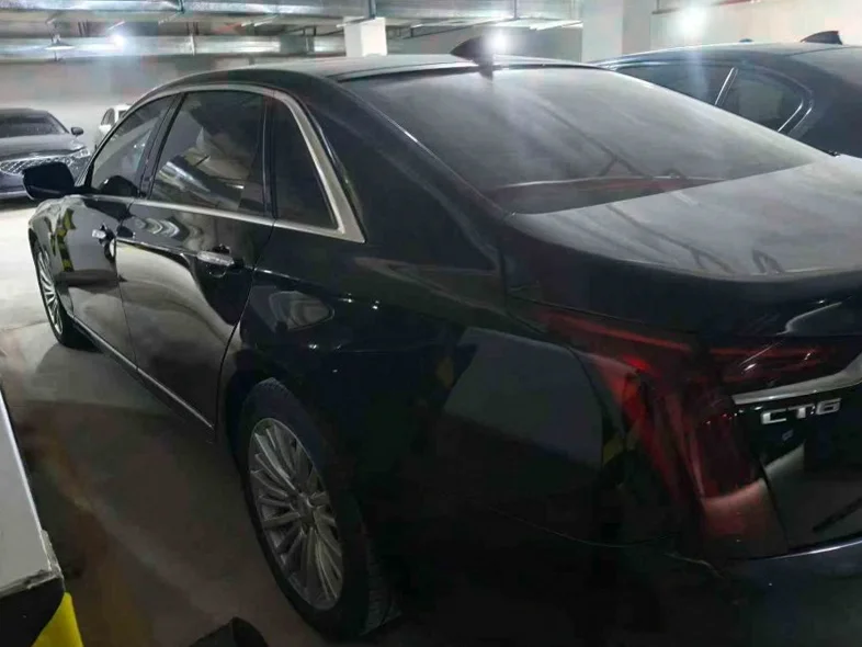 凯迪拉克CT6 后面外观三