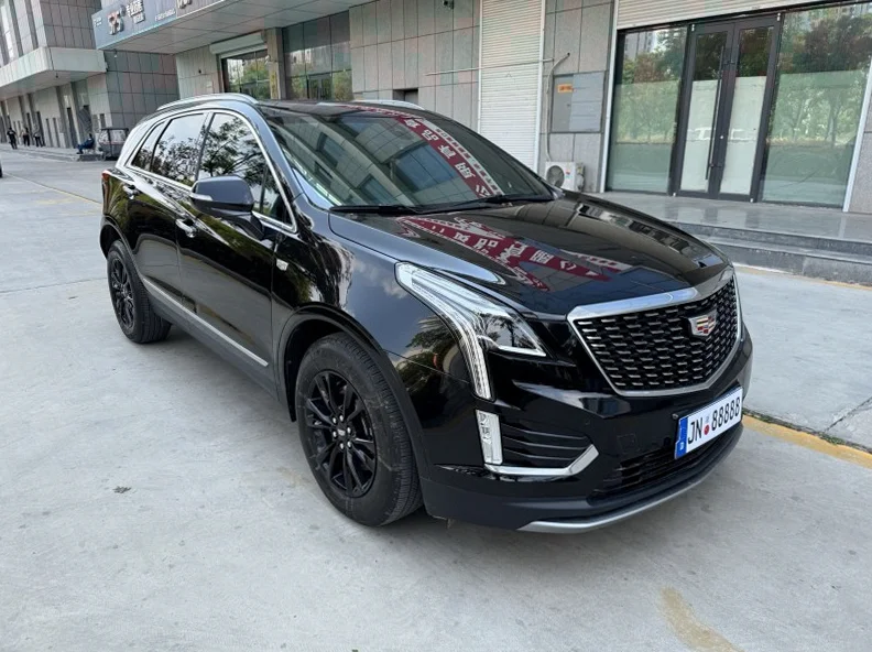 凯迪拉克XT5 正面外观三