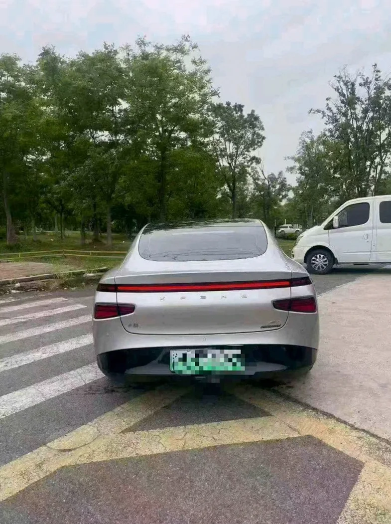 小鹏汽车p7 驾驶室