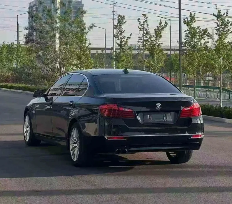 宝马5系 后面外观三