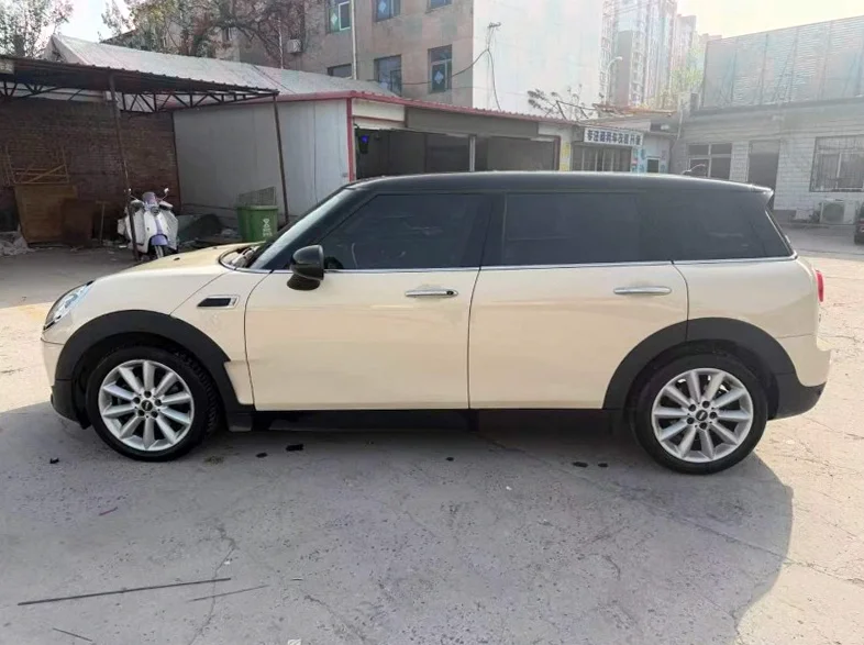 MINICooper 正面外观二