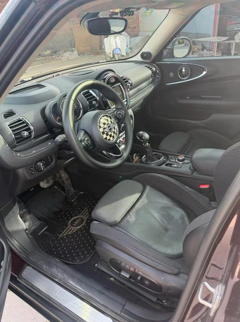 MINICooper 正面外观三