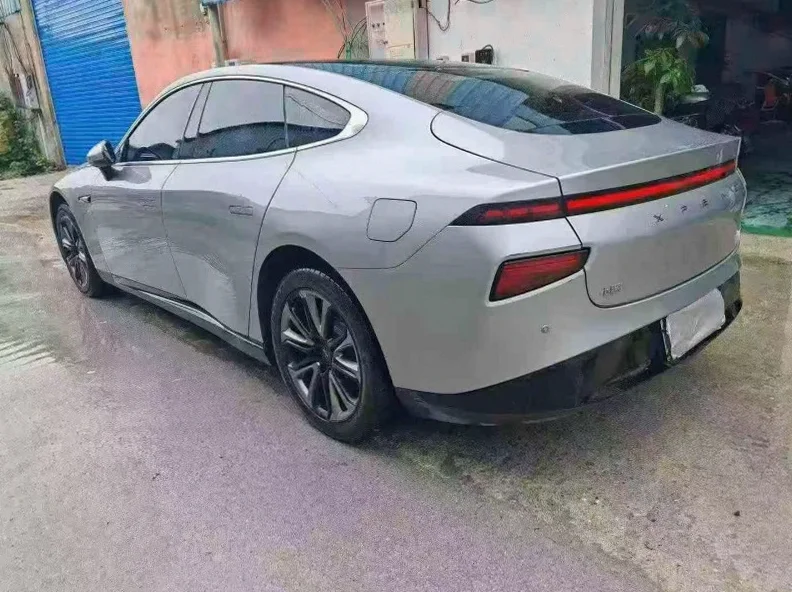 小鹏汽车p7 后面外观二