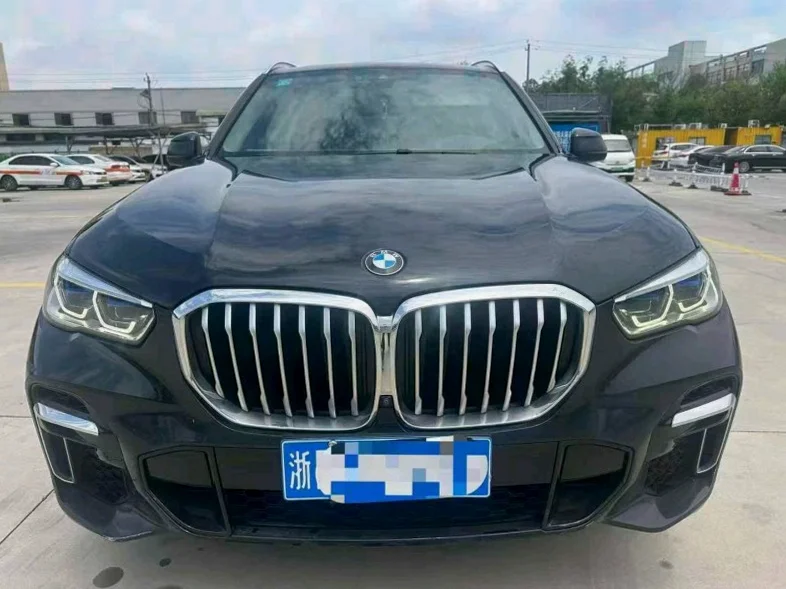 23年宝马X5 xDrive30Li 尊享型M运动套装