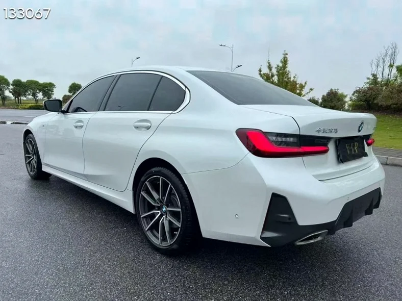 宝马3系 后面外观三