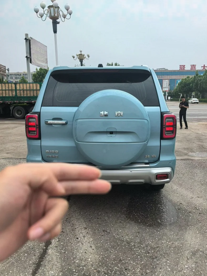 北京BJ60 后面外观二