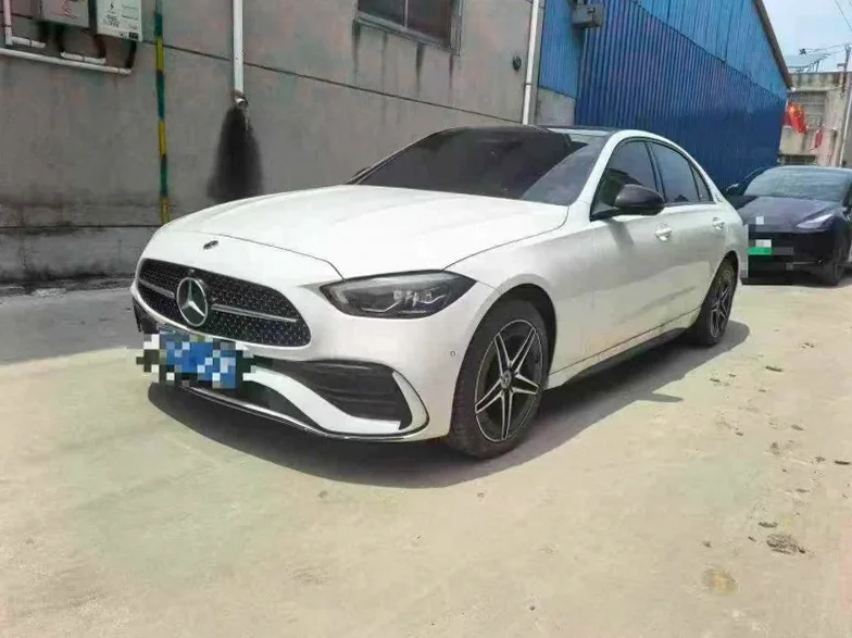 奔驰C 正面外观三