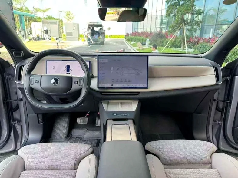 沃尔沃XC70 后面外观一