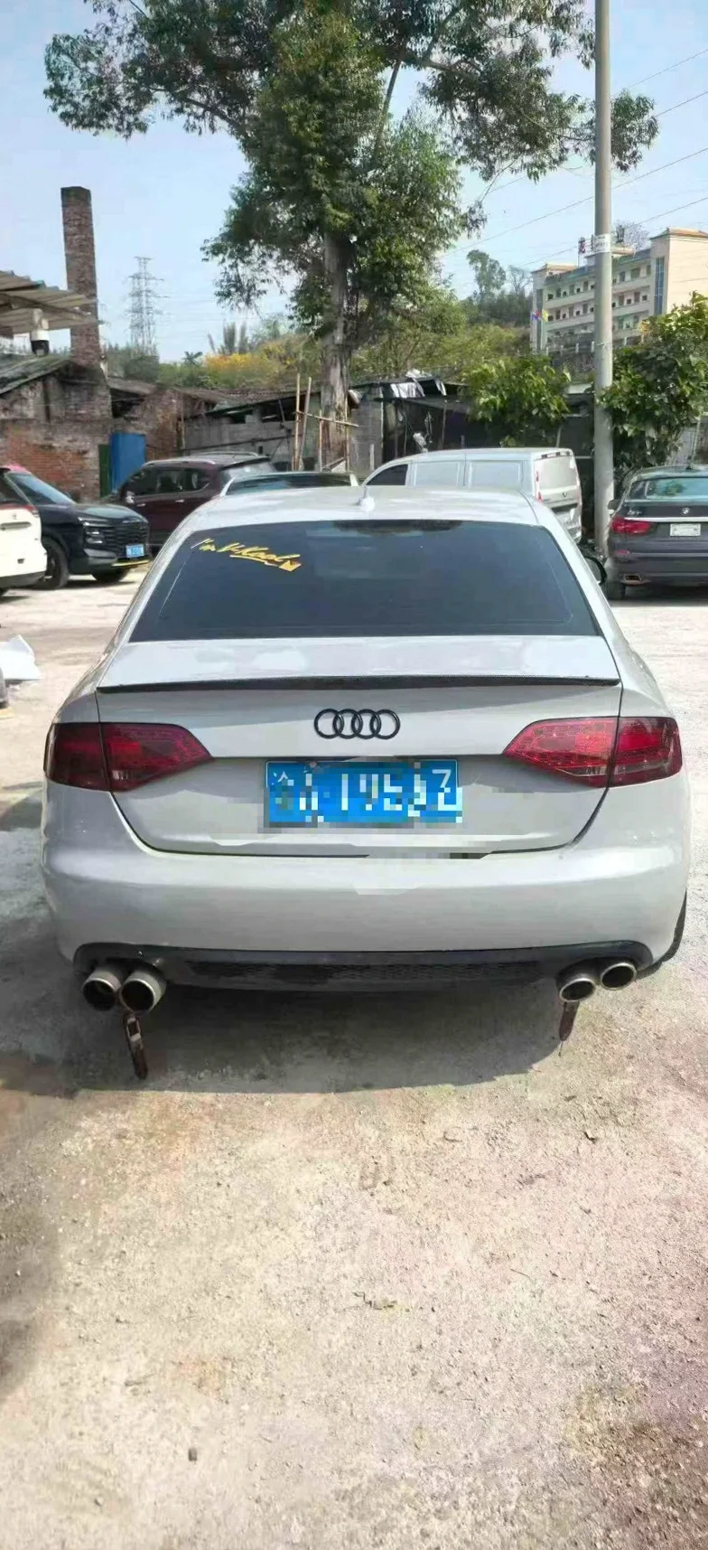 奥迪A4L 驾驶室
