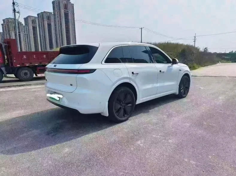 理想L6 驾驶室