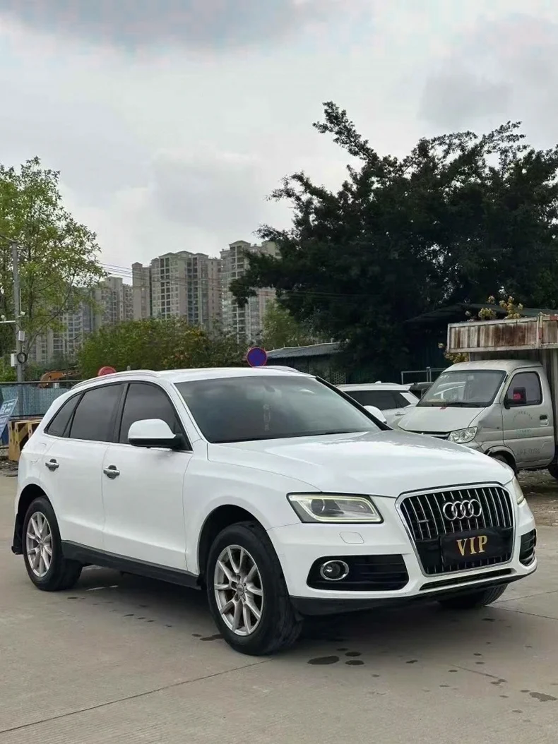 奥迪Q5 正面外观二