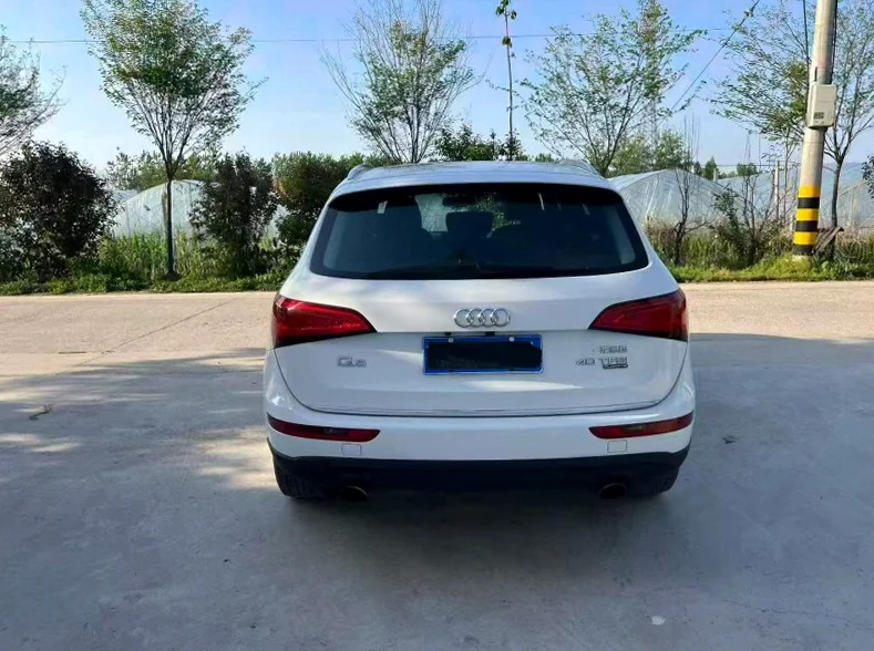 奥迪Q5 驾驶室