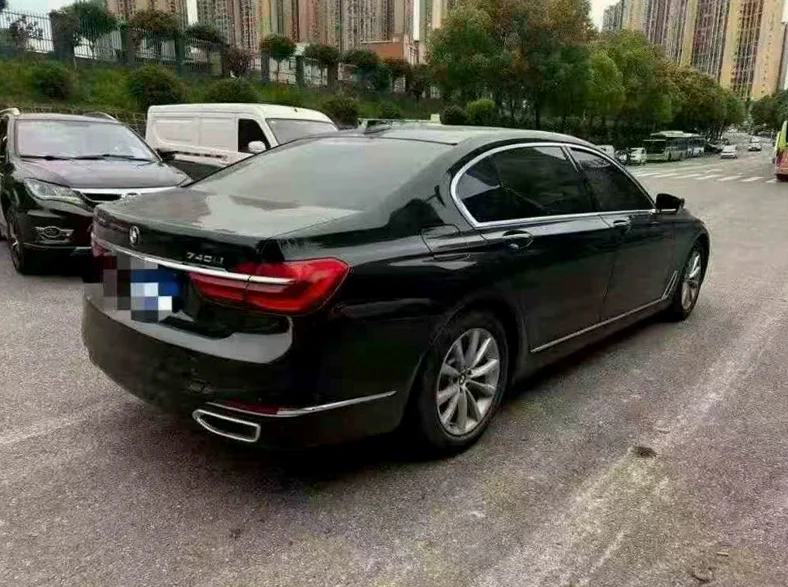 宝马7系 内饰后排